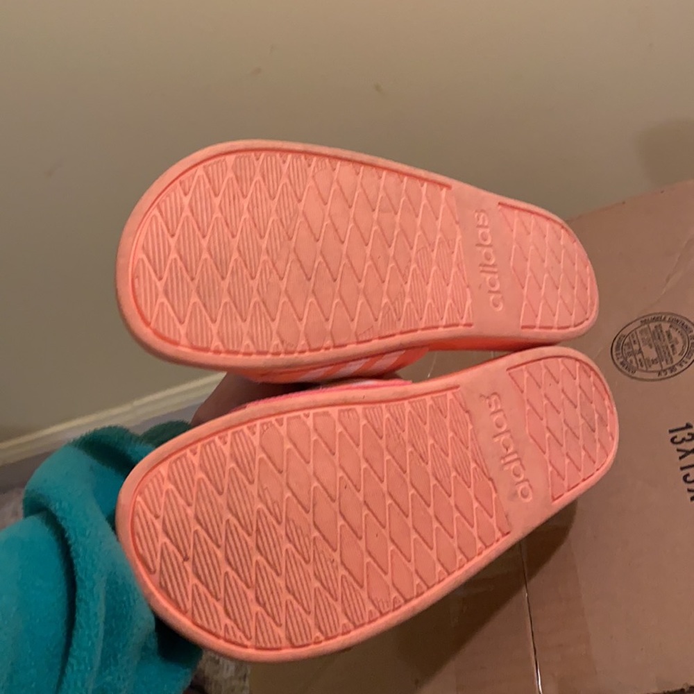 ADIDAS slides - Picture 4 of 4